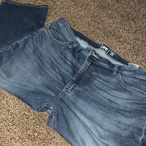 Size 20 Lee’s mid-rise capris